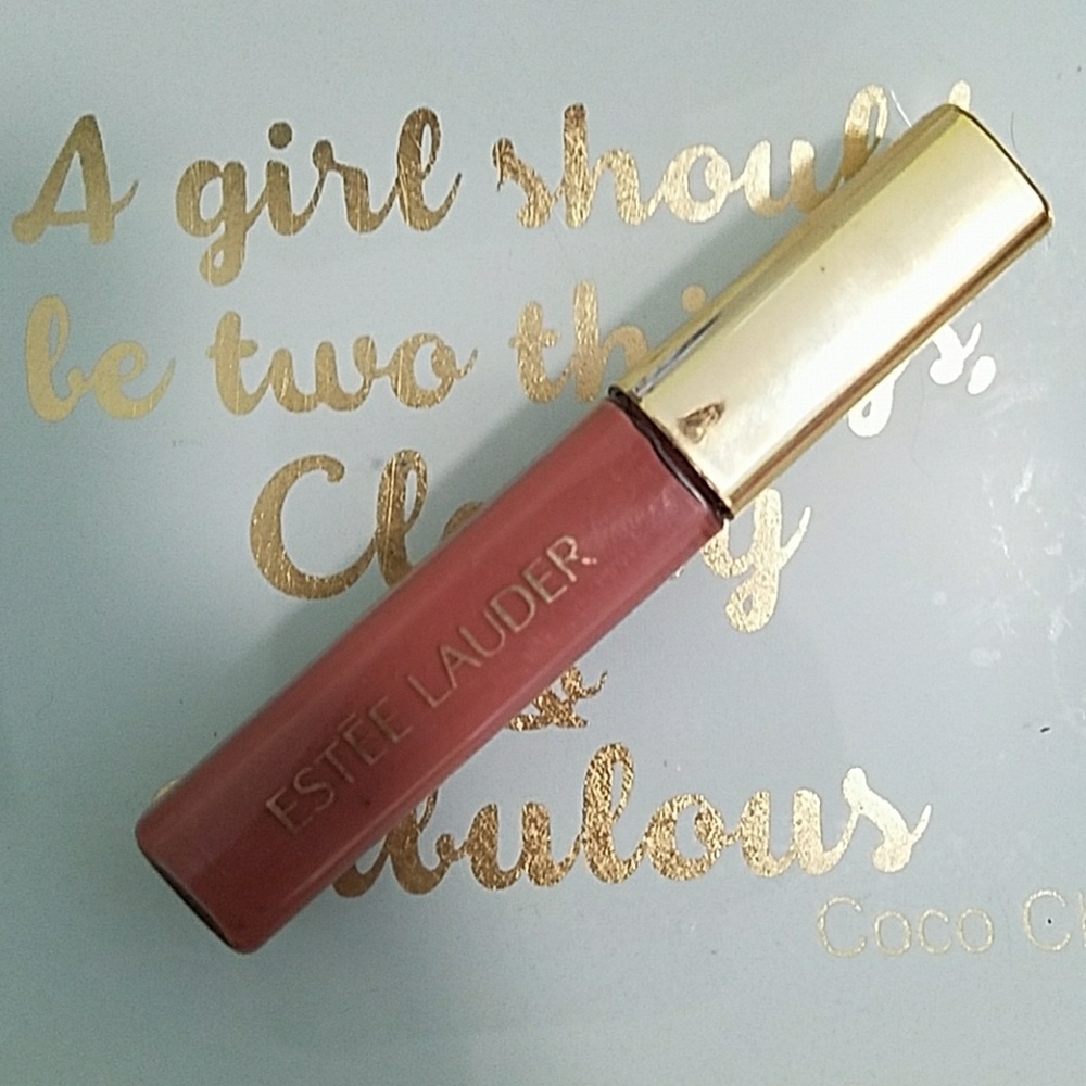 Estee gloss tempting tearose